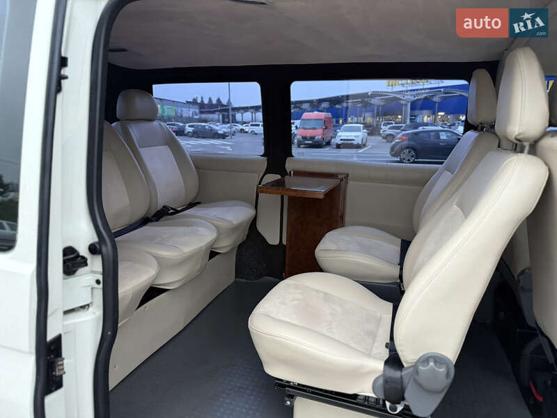 Минивэн Volkswagen Transporter 2008 в Виннице