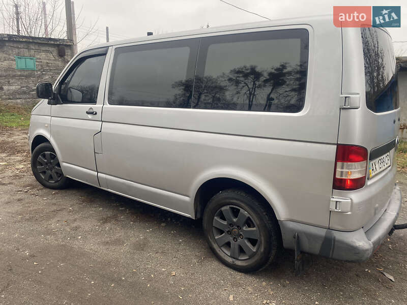 Минивэн Volkswagen Transporter 2004 в Змиеве