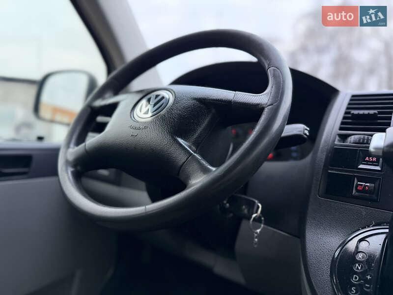 Минивэн Volkswagen Transporter 2005 в Ровно фото 41 Минивэн Volkswagen Transporter 2005 в Ровно