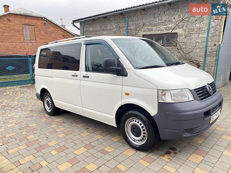 Минивэн Volkswagen Transporter 2006 в Львове
