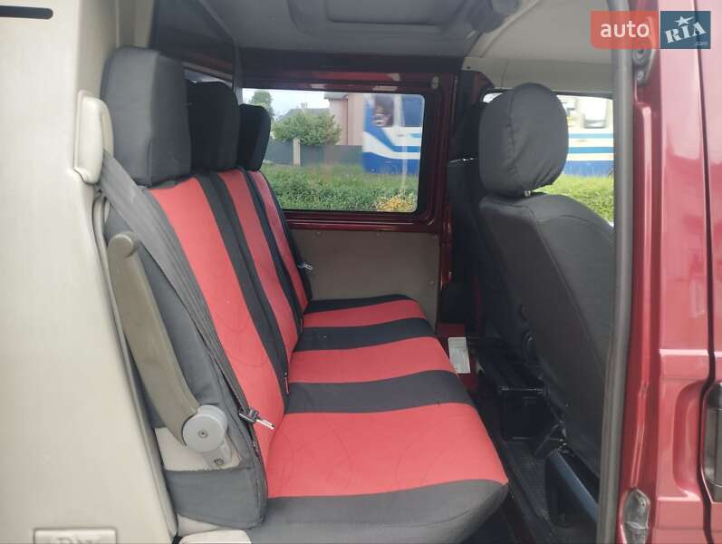 Мінівен Volkswagen Transporter 2001 в Дубні