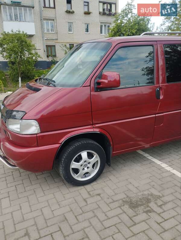 Мінівен Volkswagen Transporter 2001 в Дубні