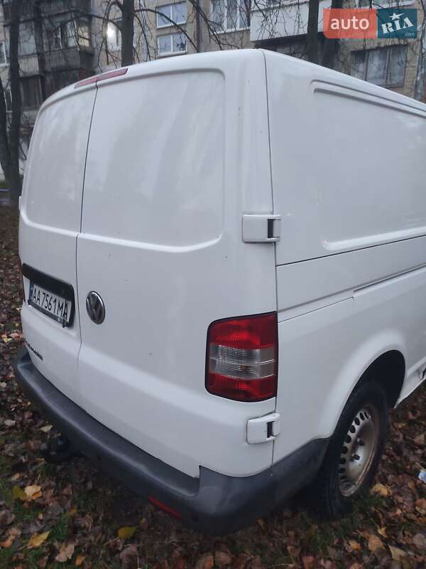 Грузовой фургон Volkswagen Transporter 2011 в Киеве фото 18 Грузовой фургон Volkswagen Transporter 2011 в Киеве
