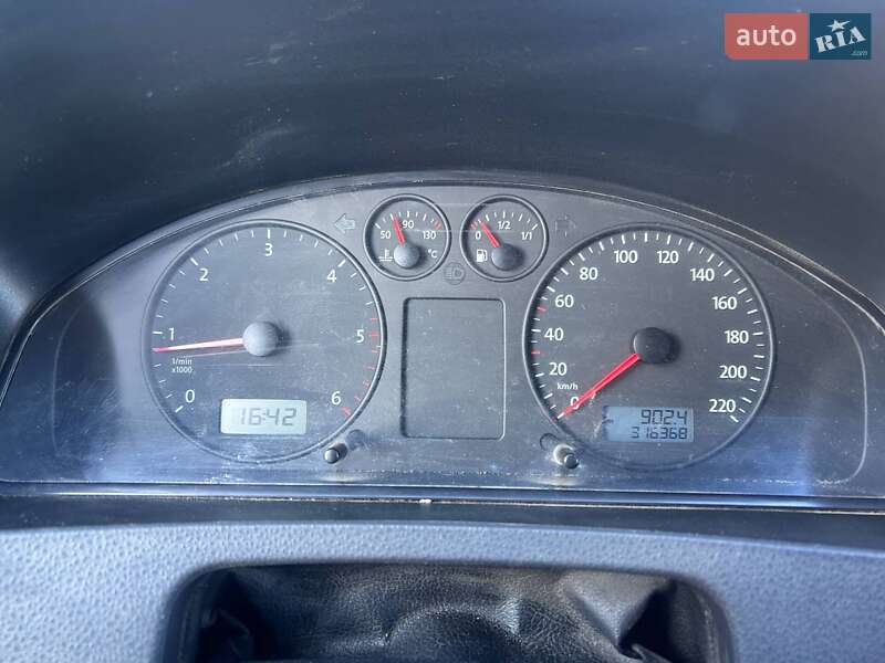 Мінівен Volkswagen Transporter 2005 в Києві