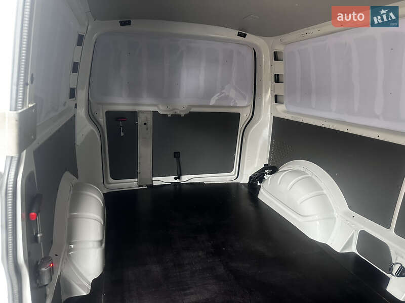 Грузовой фургон Volkswagen Transporter 2023 в Киеве