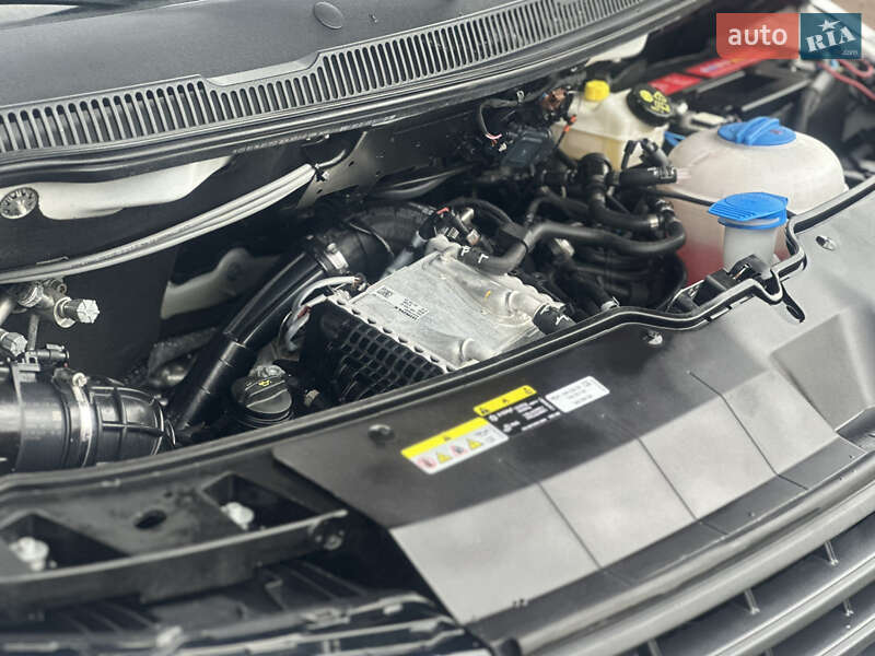Грузовой фургон Volkswagen Transporter 2023 в Киеве