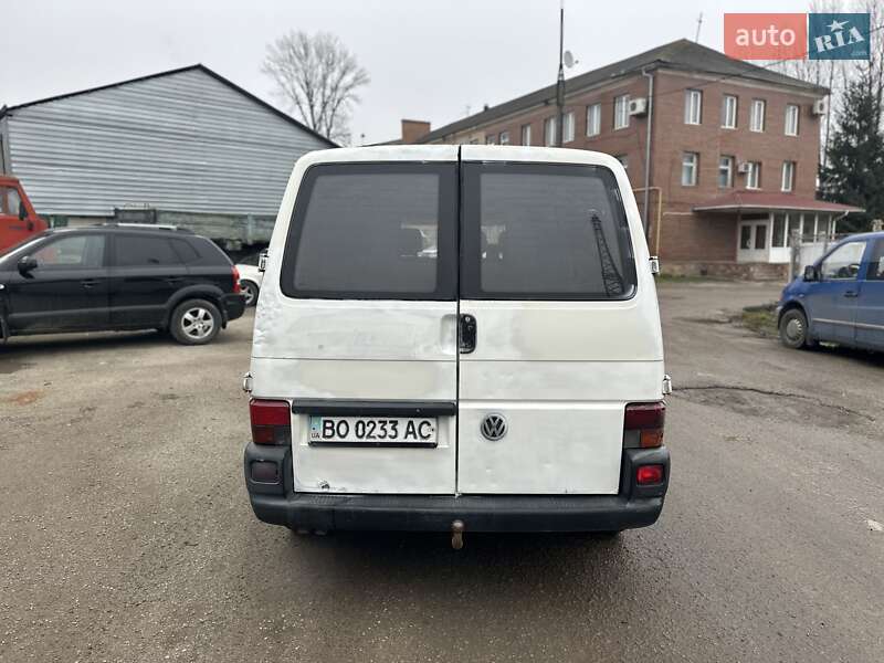 Вантажний фургон Volkswagen Transporter 2000 в Тернополі