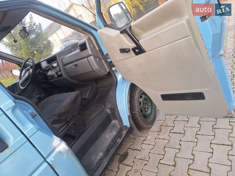Минивэн Volkswagen Transporter 1993 в Черновцах