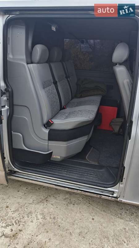 Минивэн Volkswagen Transporter 2005 в Павлограде