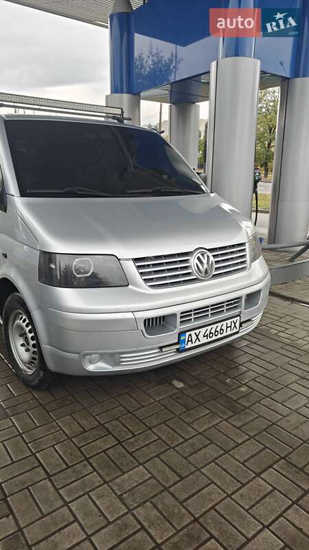 Минивэн Volkswagen Transporter 2005 в Павлограде
