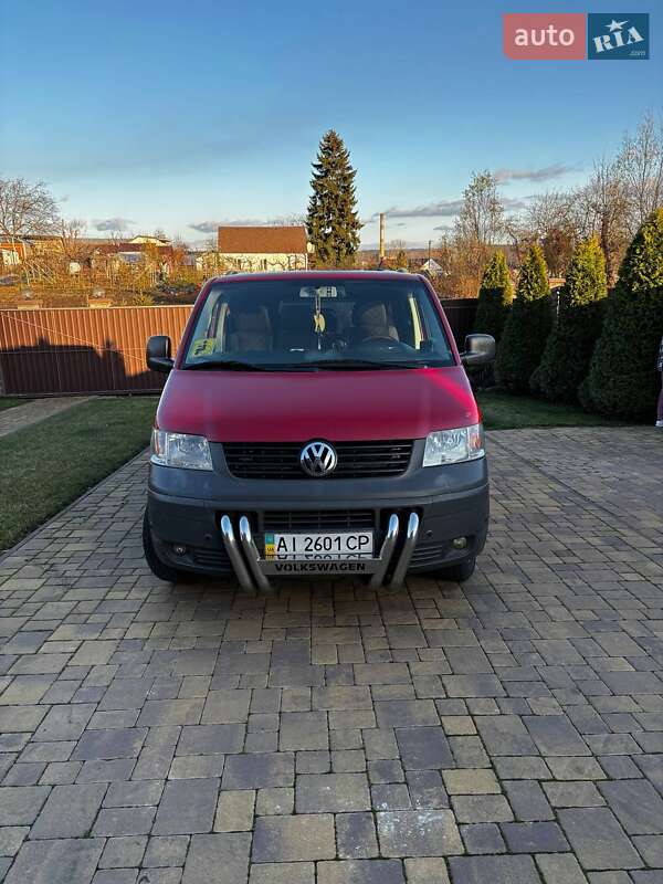 Минивэн Volkswagen Transporter 2004 в Тараще