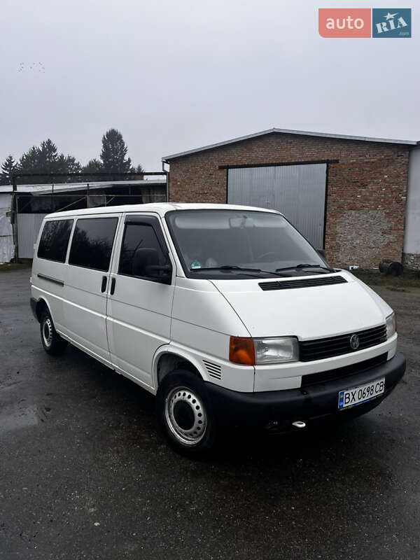 Минивэн Volkswagen Transporter 2001 в Хмельницком