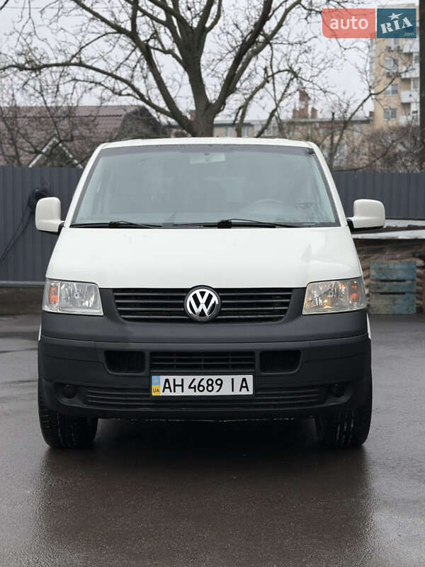 Минивэн Volkswagen Transporter 2004 в Полтаве