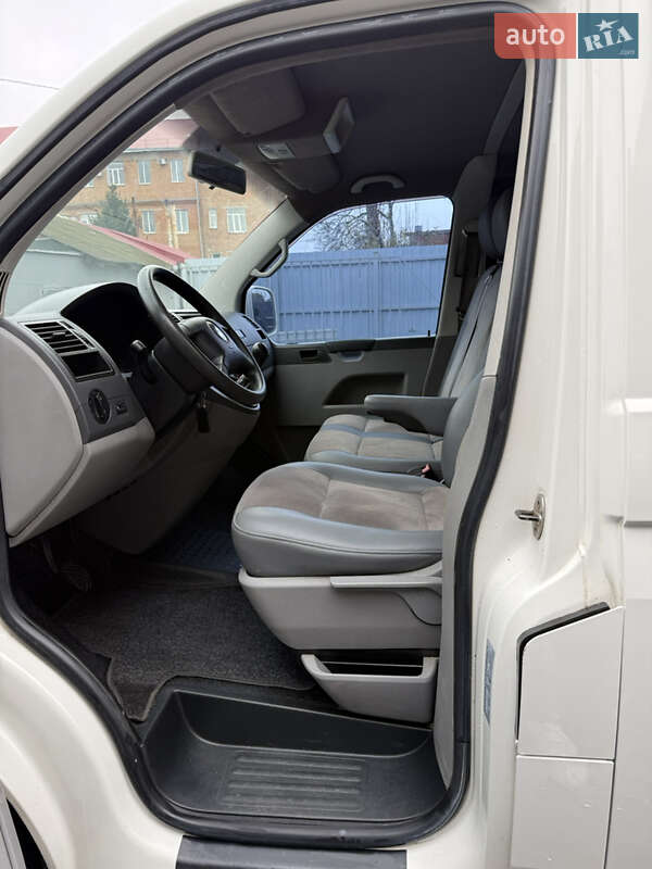 Минивэн Volkswagen Transporter 2004 в Полтаве