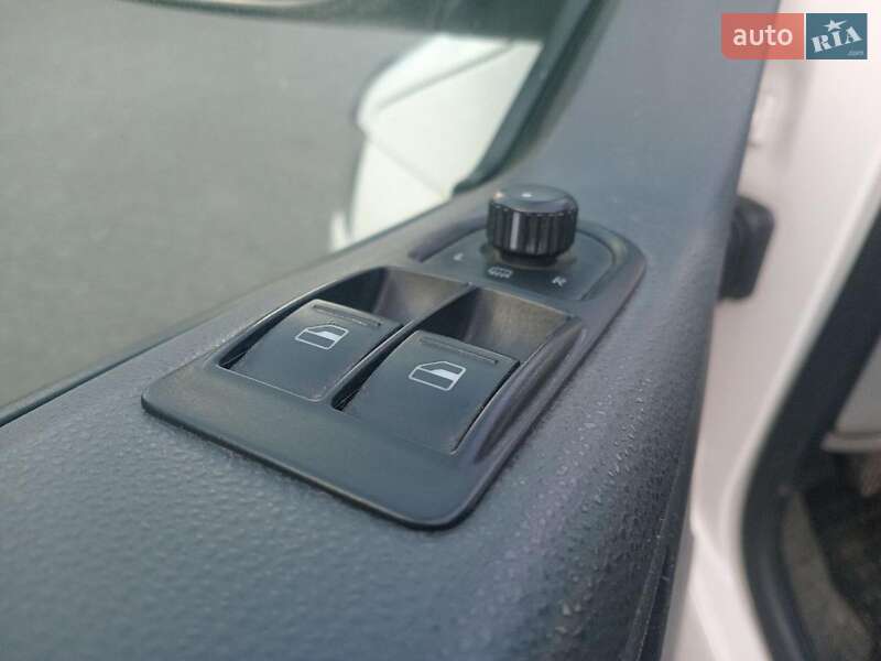 Минивэн Volkswagen Transporter 2015 в Львове фото 16 Минивэн Volkswagen Transporter 2015 в Львове