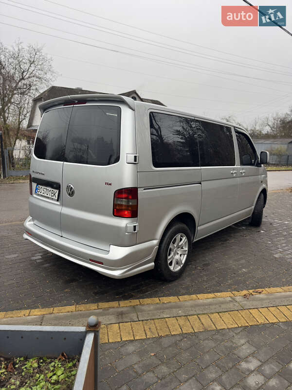 Минивэн Volkswagen Transporter 2006 в Вишневце