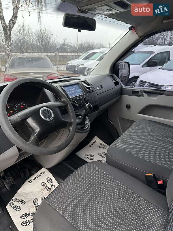 Минивэн Volkswagen Transporter 2005 в Смеле