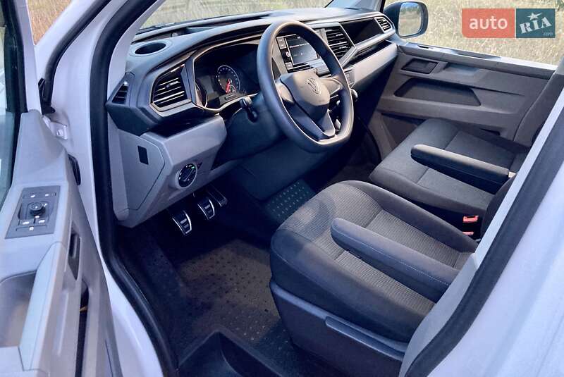 Минивэн Volkswagen Transporter 2021 в Киеве