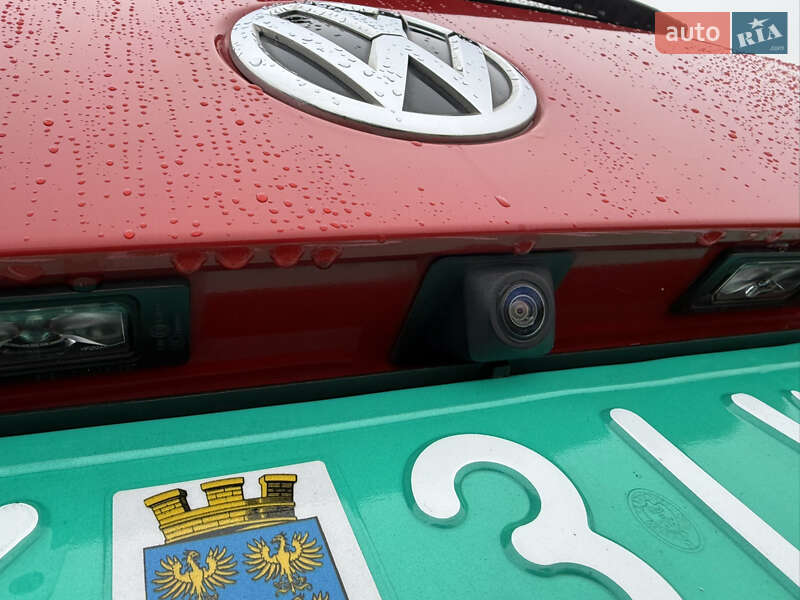 Вантажний фургон Volkswagen Transporter 2018 в Чернівцях