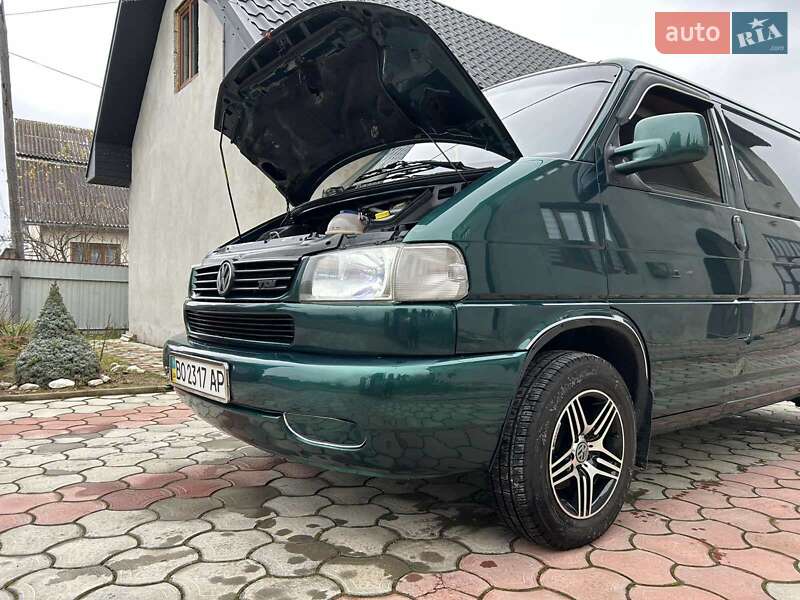 Грузовой фургон Volkswagen Transporter 2002 в Надворной