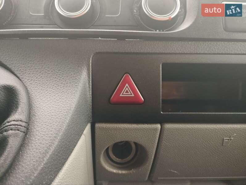 Мікроавтобус вантажний (до 3,5т) Volkswagen Transporter 2014 в Києві фото 25 Мікроавтобус вантажний (до 3,5т) Volkswagen Transporter 2014 в Києві