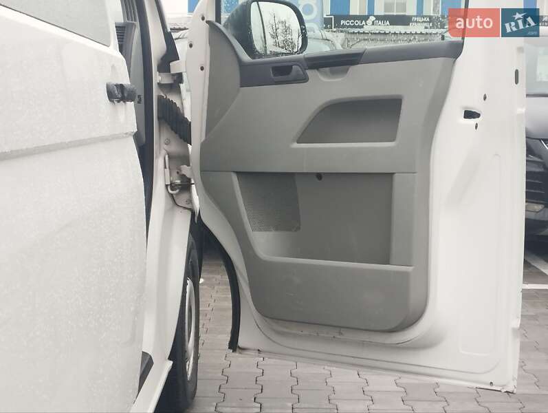 Мікроавтобус вантажний (до 3,5т) Volkswagen Transporter 2014 в Києві фото 42 Мікроавтобус вантажний (до 3,5т) Volkswagen Transporter 2014 в Києві