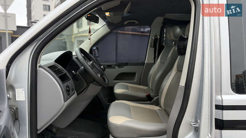 Минивэн Volkswagen Transporter 2005 в Ивано-Франковске