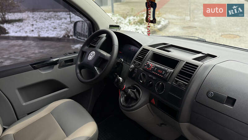 Минивэн Volkswagen Transporter 2005 в Ивано-Франковске