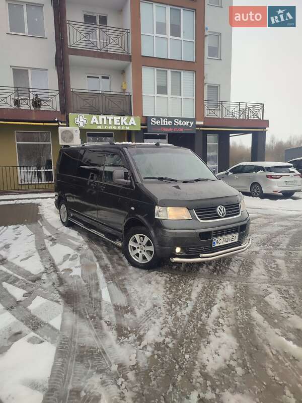 Минивэн Volkswagen Transporter 2005 в Ратным
