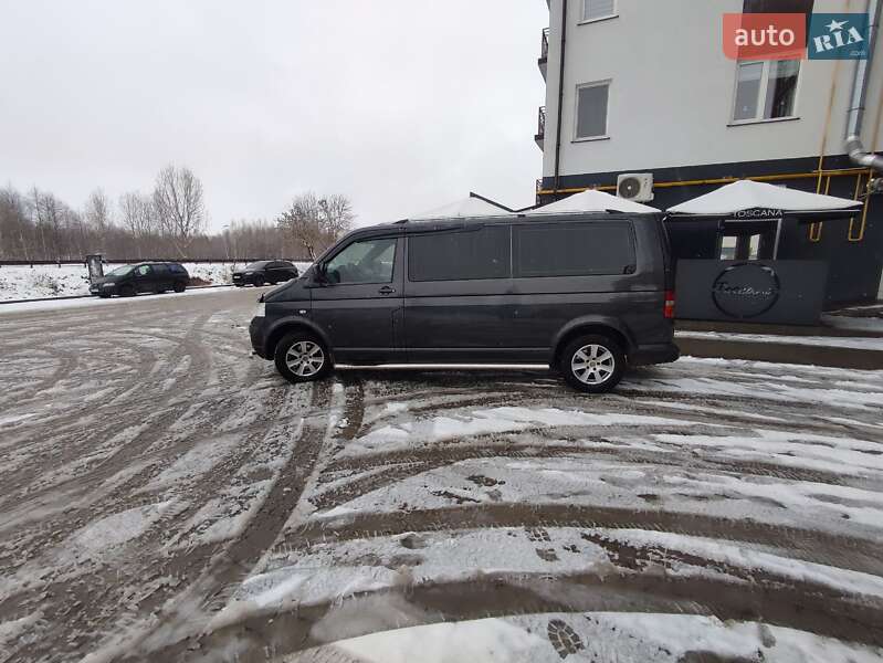 Минивэн Volkswagen Transporter 2005 в Ратным