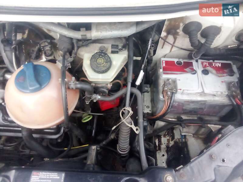 Минивэн Volkswagen Transporter 1998 в Виннице