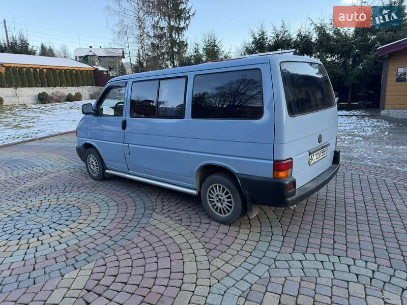 Минивэн Volkswagen Transporter 2001 в Яремче