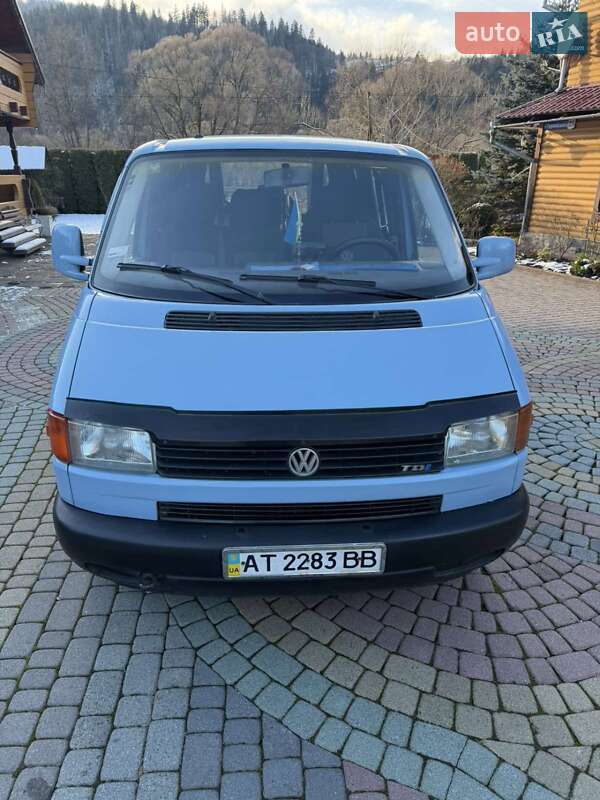 Минивэн Volkswagen Transporter 2001 в Яремче