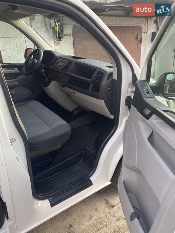 Минивэн Volkswagen Transporter 2018 в Хмельницком