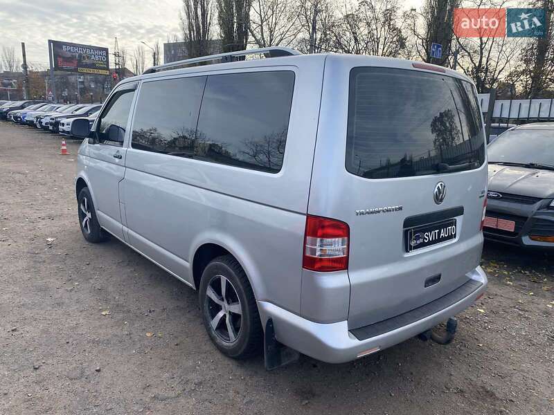 Мінівен Volkswagen Transporter 2010 в Миколаєві