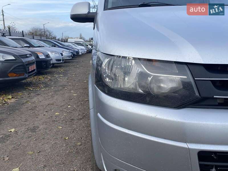 Мінівен Volkswagen Transporter 2010 в Миколаєві
