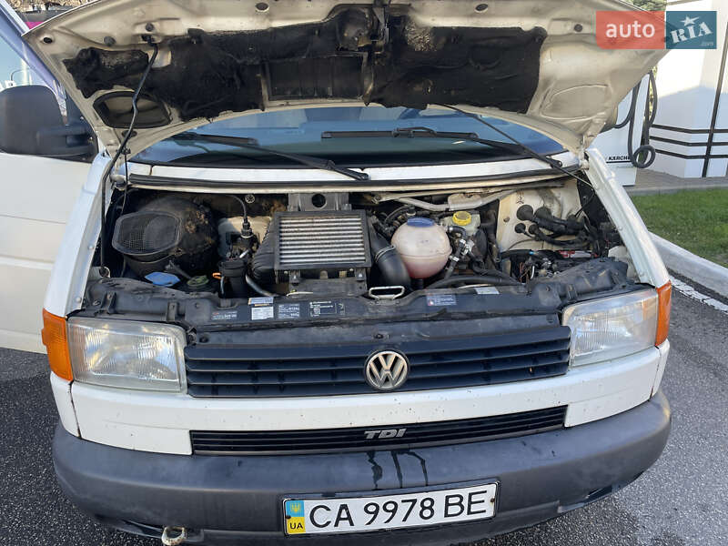 Мінівен Volkswagen Transporter 2002 в Черкасах