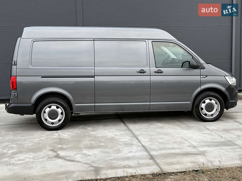 Вантажний фургон Volkswagen Transporter 2018 в Броварах