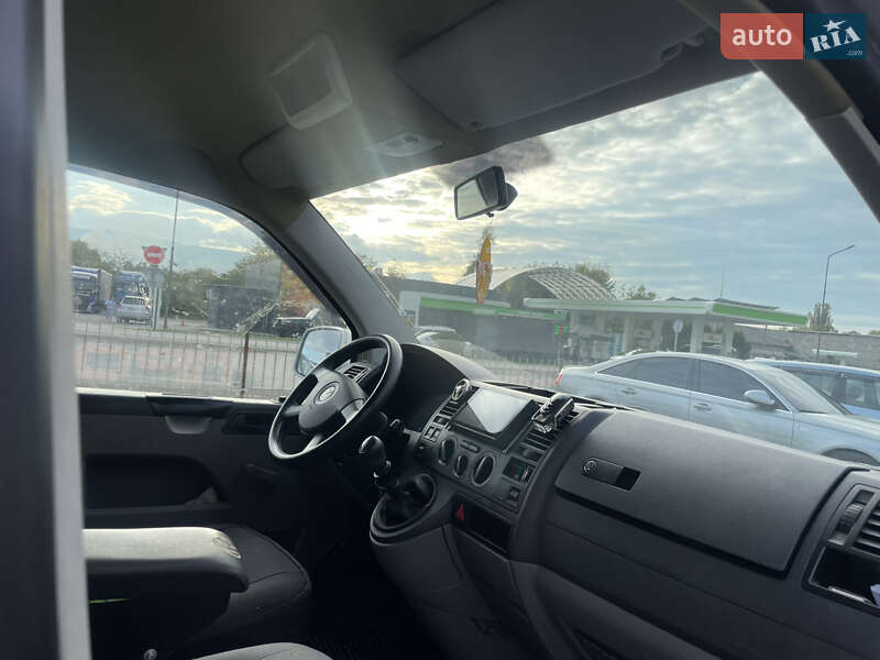 Минивэн Volkswagen Transporter 2007 в Солотвине