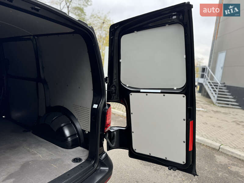 Вантажний фургон Volkswagen Transporter 2020 в Києві