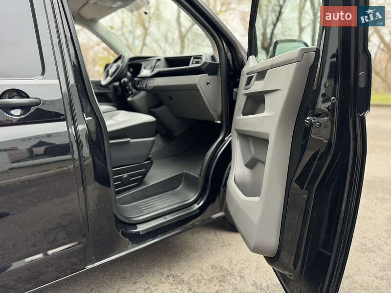 Вантажний фургон Volkswagen Transporter 2020 в Києві