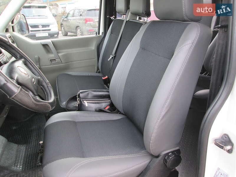 Мінівен Volkswagen Transporter 2003 в Жмеринці