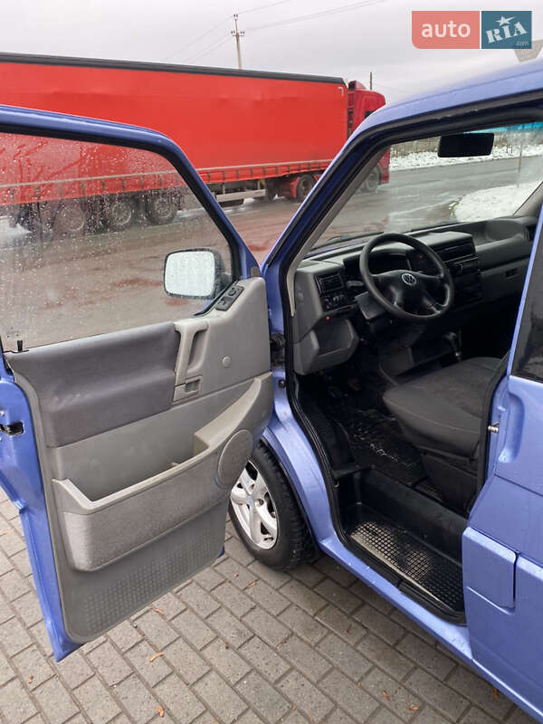 Минивэн Volkswagen Transporter 1992 в Жовкве