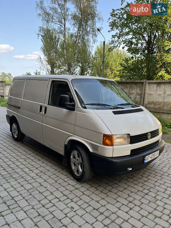 Вантажний фургон Volkswagen Transporter 2001 в Надвірній фото 6 Вантажний фургон Volkswagen Transporter 2001 в Надвірній