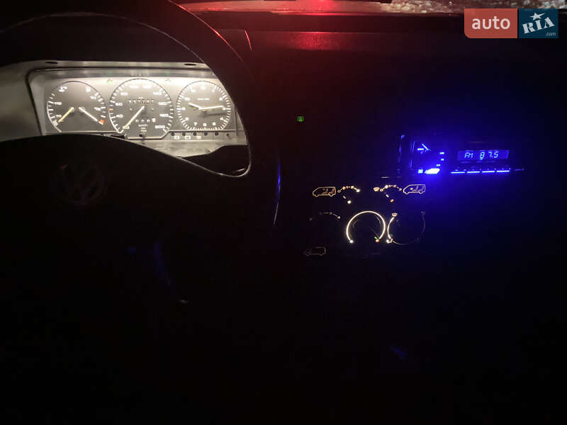 Минивэн Volkswagen Transporter 1992 в Жовкве