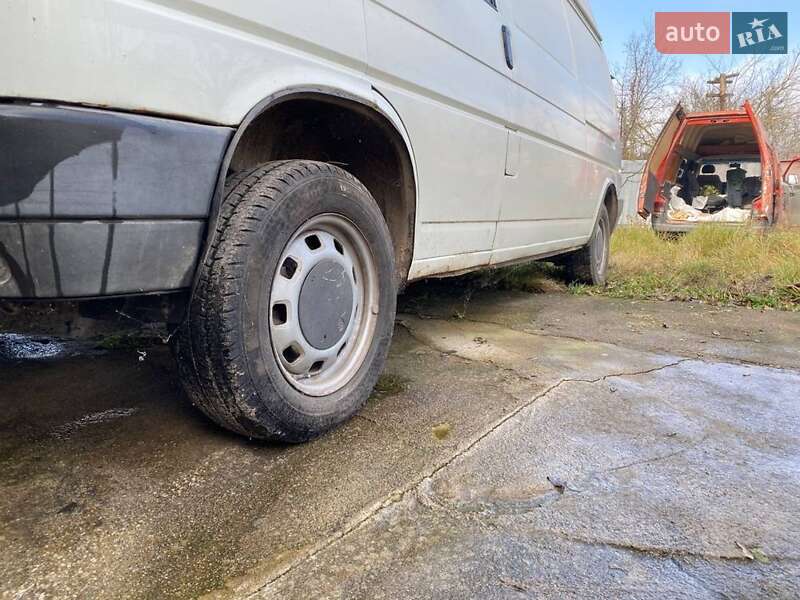 Вантажний фургон Volkswagen Transporter 1995 в Жмеринці