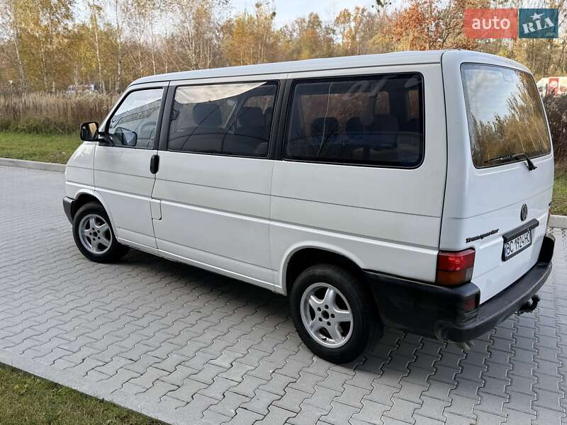 Мінівен Volkswagen Transporter 2000 в Львові