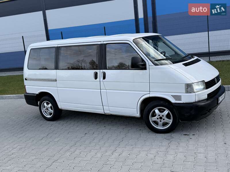 Мінівен Volkswagen Transporter 2000 в Львові