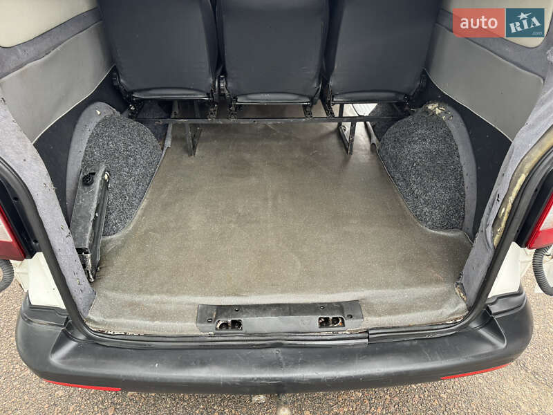 Грузовой фургон Volkswagen Transporter 2013 в Киеве