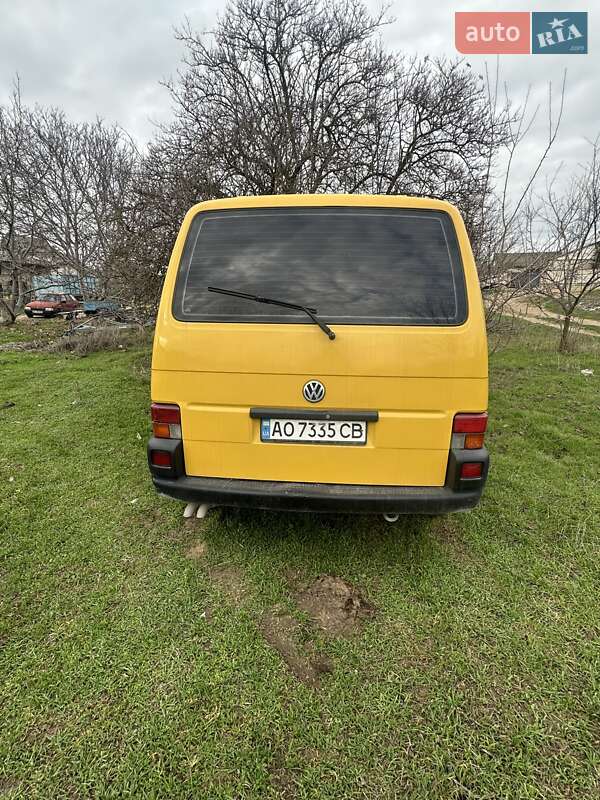 Мінівен Volkswagen Transporter 2000 в Херсоні